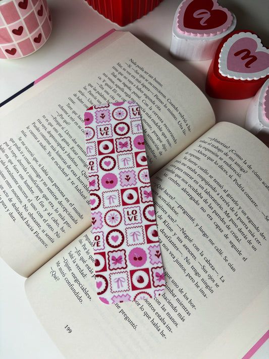 Hearts & Bows Bookmark